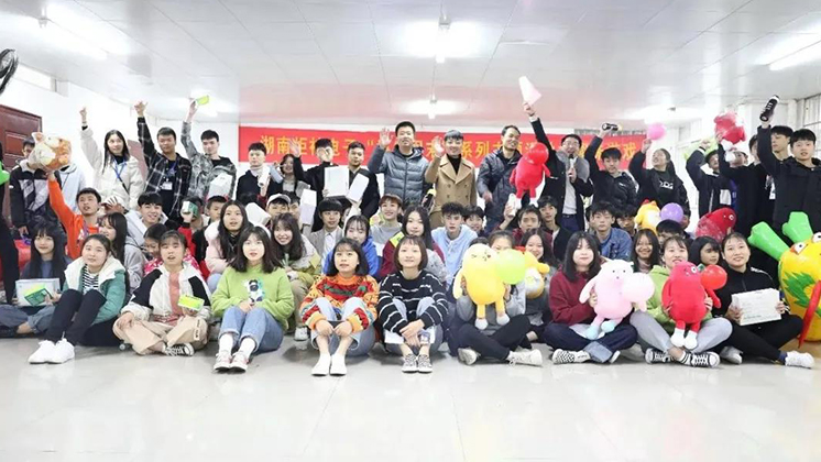 漲！漲！漲！炬神電子漲工資啦……